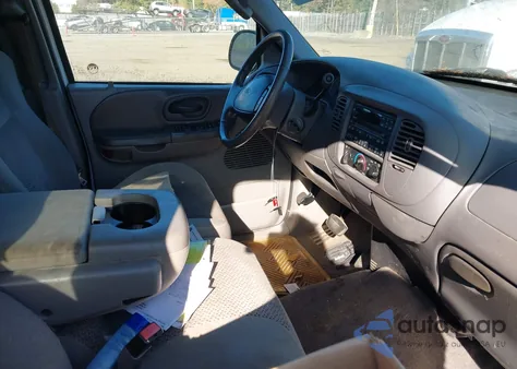 2002 Ford F-150 Lariat/Xlt from USA, damaged, VIN 1FTRW07612KC84942